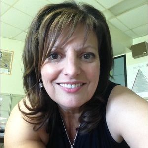 Meet your Posher, Sharon